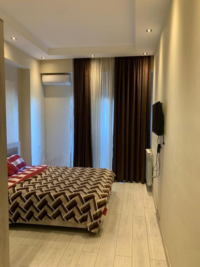 Apartment Three Bedroom In Saburtalo Tbilisi Luaran gambar