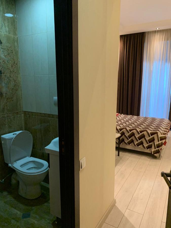 Apartment Three Bedroom In Saburtalo Tbilisi Luaran gambar